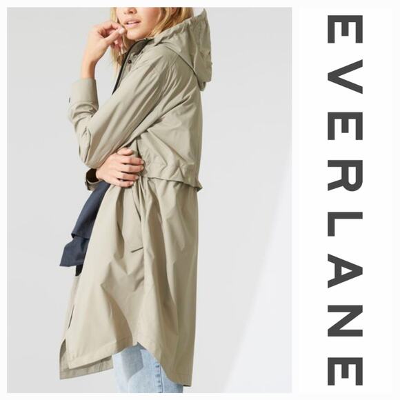 Everlane Jackets & Blazers - EUC Everlane The ReNew Oversized Water Resistant Anorak Jacket Sz. XS Stone